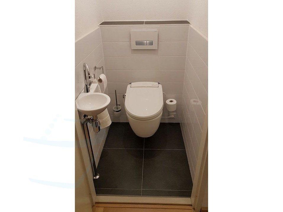 Blooming Bidet op closet geinstalleerd