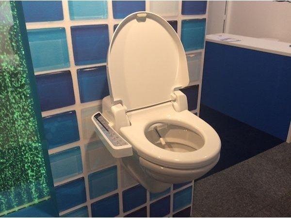 Blooming douche-wc close-up