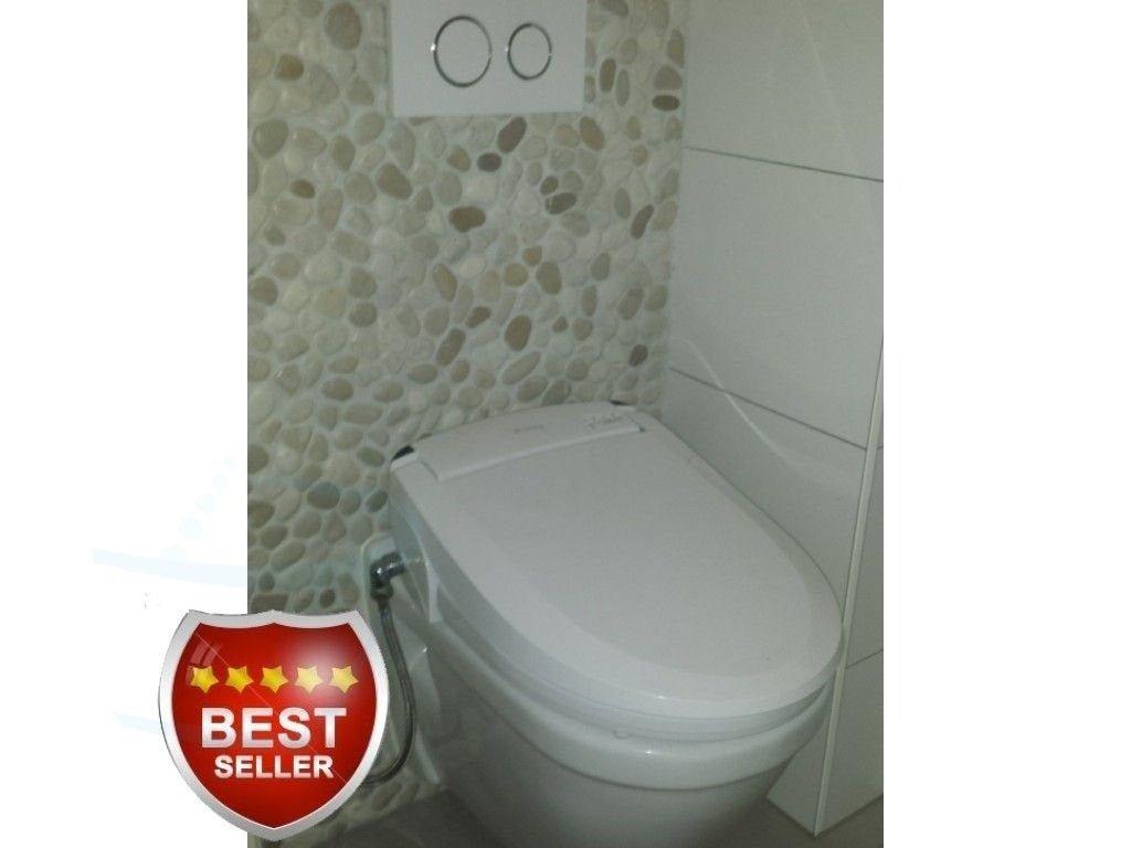 Blooming Bidet op closet geinstalleerd